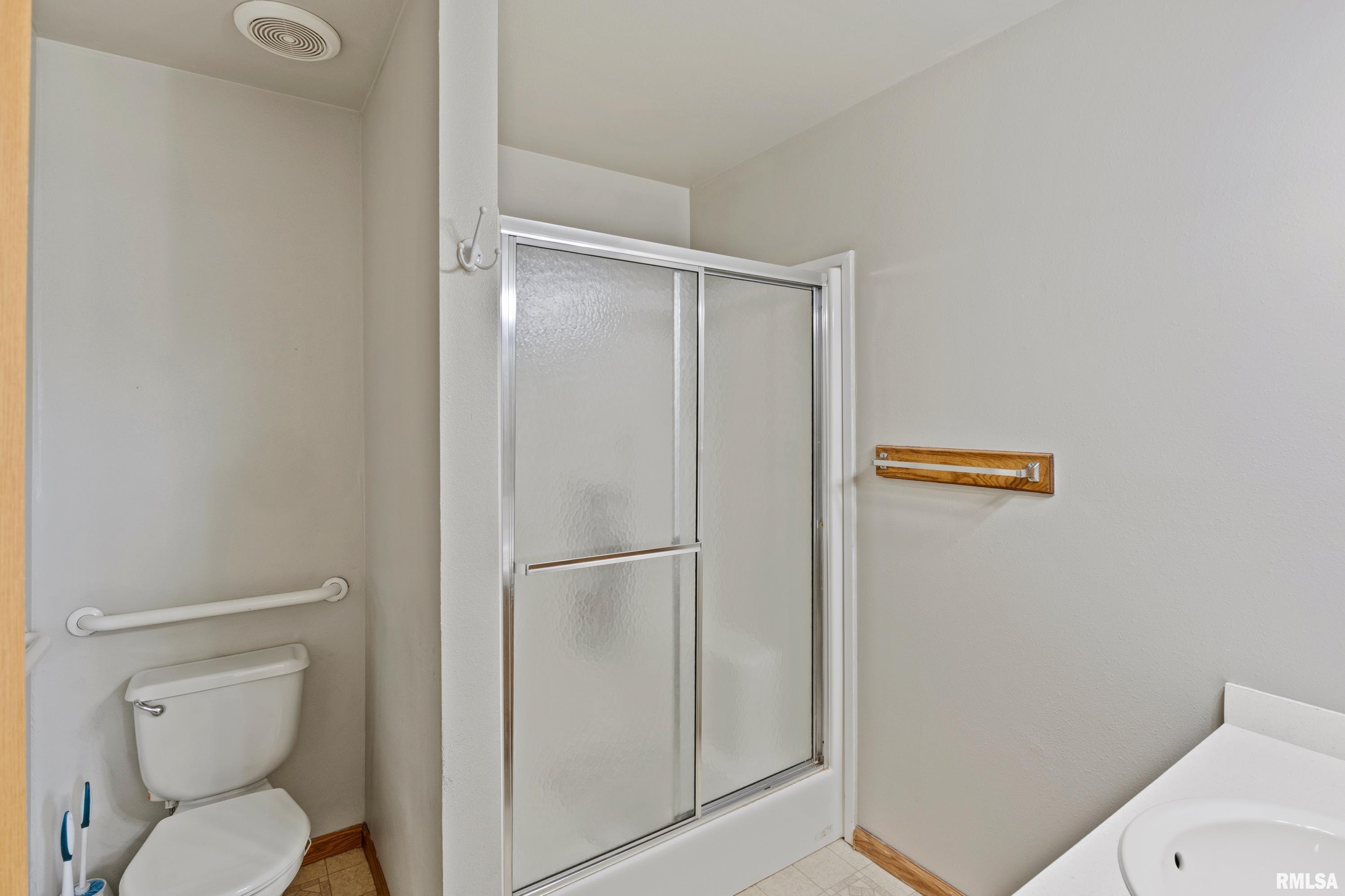 312 Locust Street Quincy, IL 62301 - Photo 15 of 22