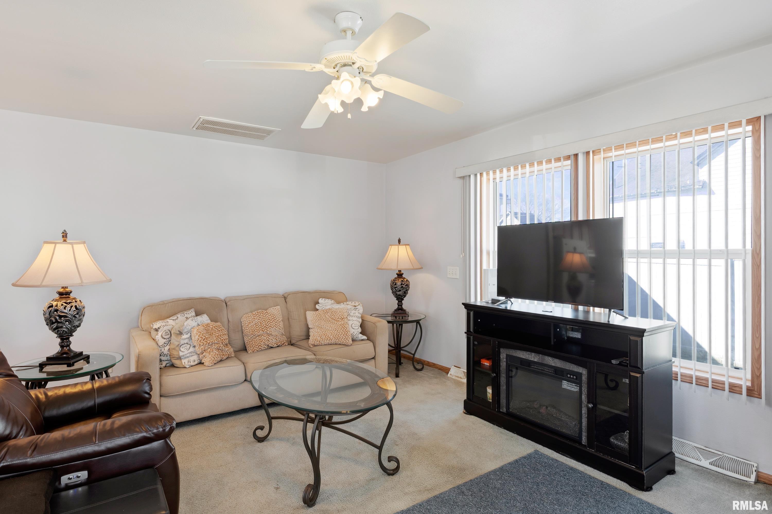 312 Locust Street Quincy, IL 62301 - Photo 6 of 22