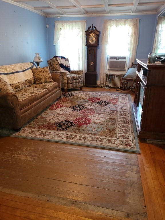 31 High Street Ware, MA 01082 - Photo 8 of 21