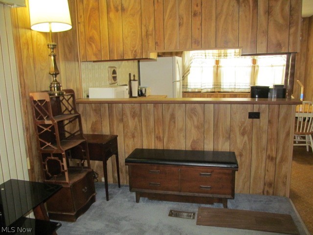 9735 Chillicothe Road, Unit 29 Willoughby, OH 44094 - Photo 7 of 26 Living Room