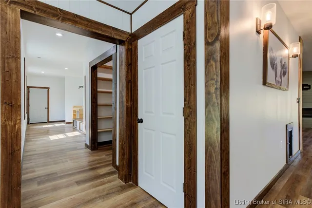 $575,000 | 8030 Ridgeway Drive, Georgetown, IN 47122