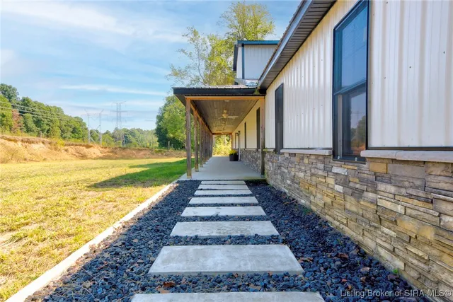 $575,000 | 8030 Ridgeway Drive, Georgetown, IN 47122