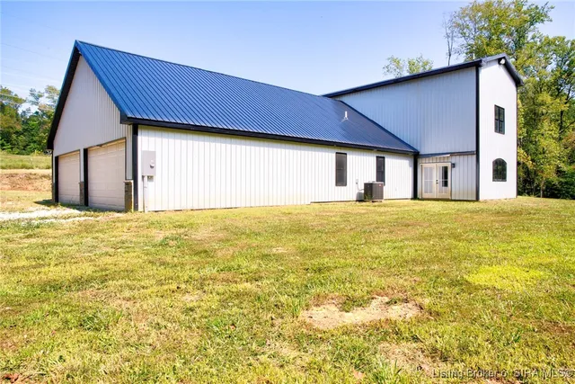 $575,000 | 8030 Ridgeway Drive, Georgetown, IN 47122