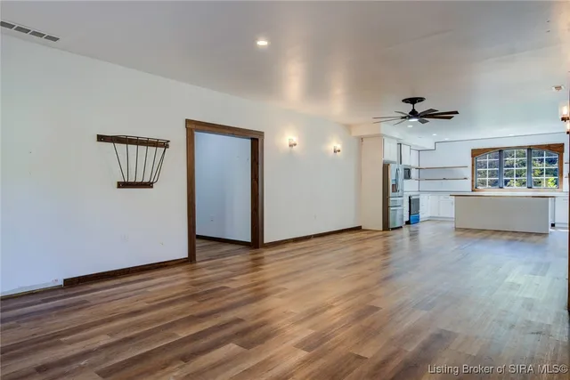 $575,000 | 8030 Ridgeway Drive, Georgetown, IN 47122