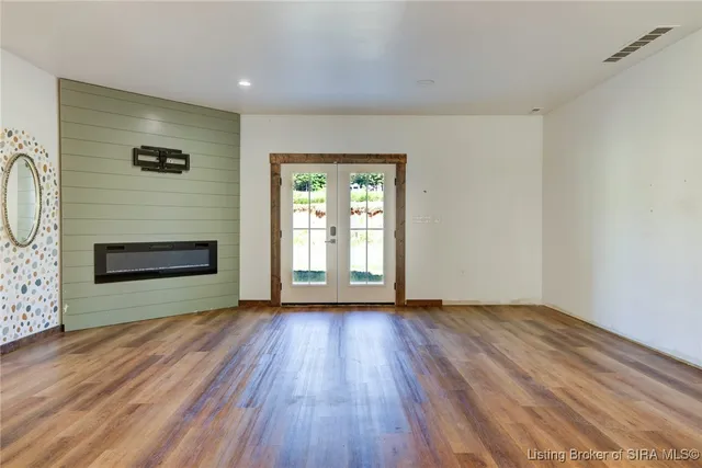 $575,000 | 8030 Ridgeway Drive, Georgetown, IN 47122