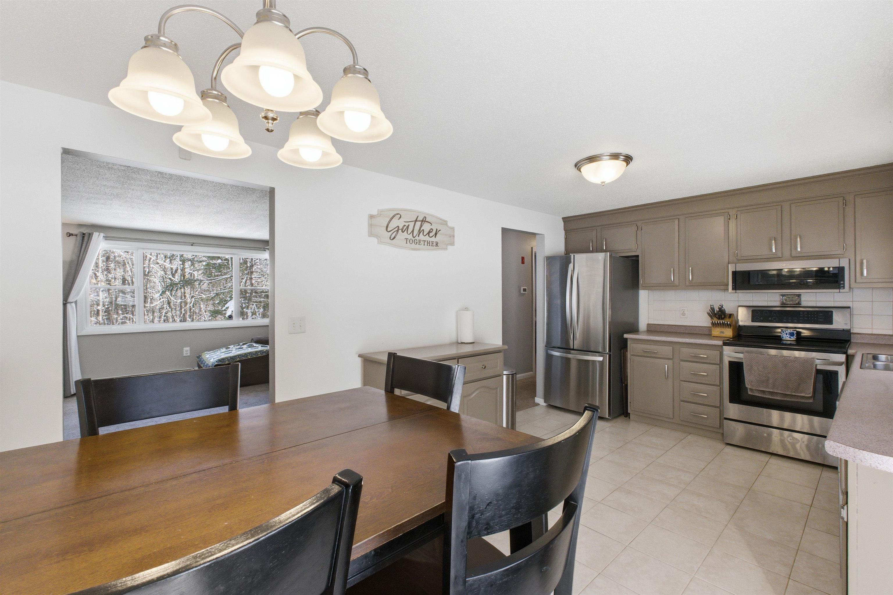 19 Sherwood Road Londonderry, NH 03053 - Photo 15 of 44