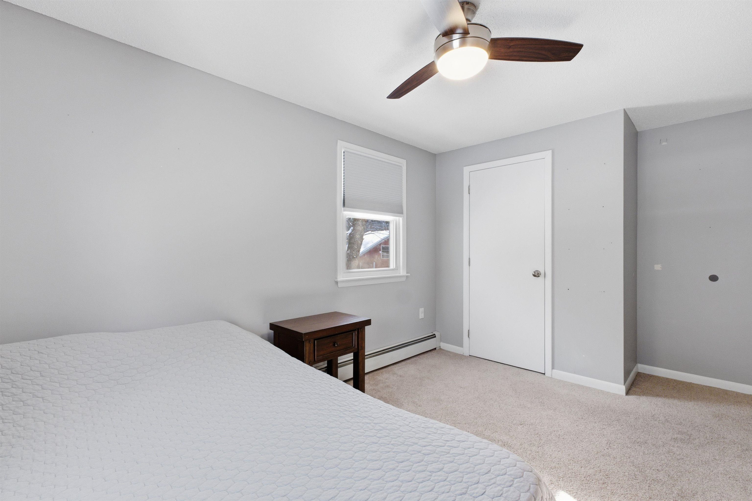 19 Sherwood Road Londonderry, NH 03053 - Photo 29 of 44