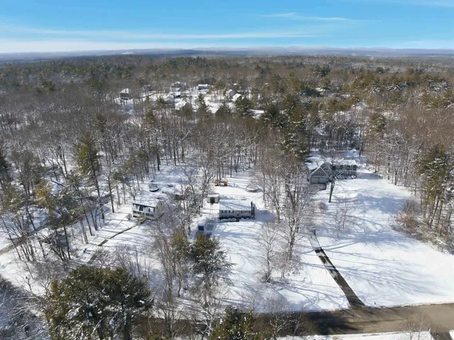 $535,000 | 19 Sherwood Road, Londonderry, NH 03053