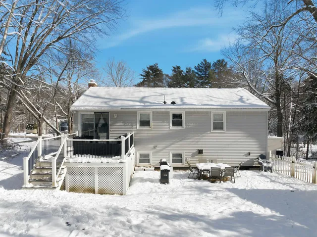 $535,000 | 19 Sherwood Road, Londonderry, NH 03053