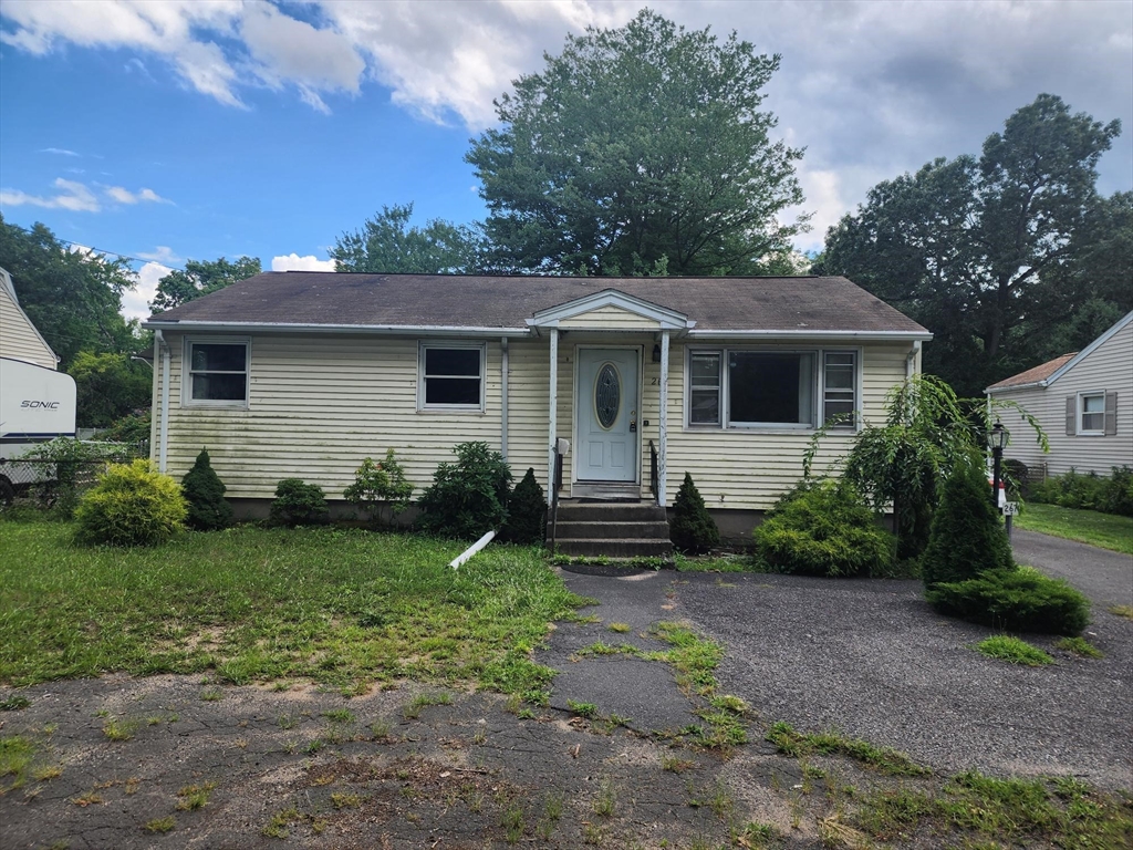 267 Morgan Road West Springfield, MA 01089 - Photo 1 of 13 Gallery Image 1