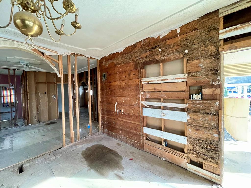 502 North Kramer Street Dallas, TX 75211 - Photo 9 of 19 a view of a entryway door of the house