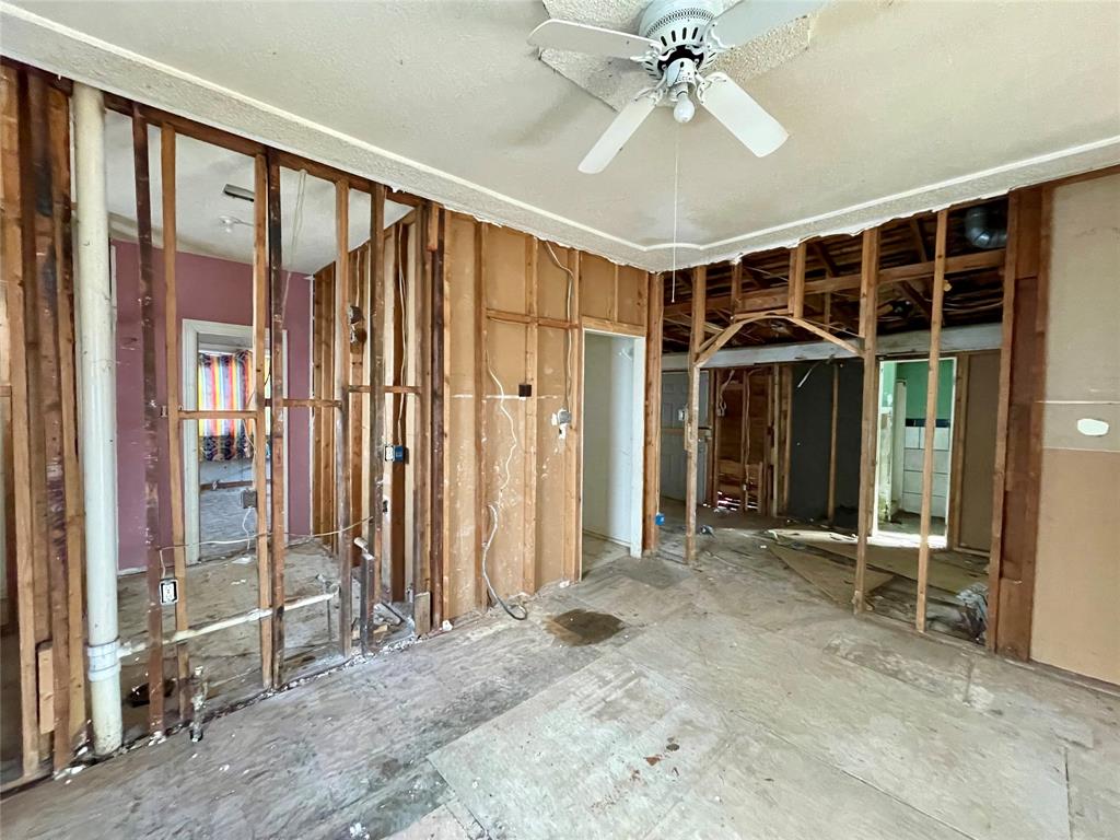 502 North Kramer Street Dallas, TX 75211 - Photo 10 of 19