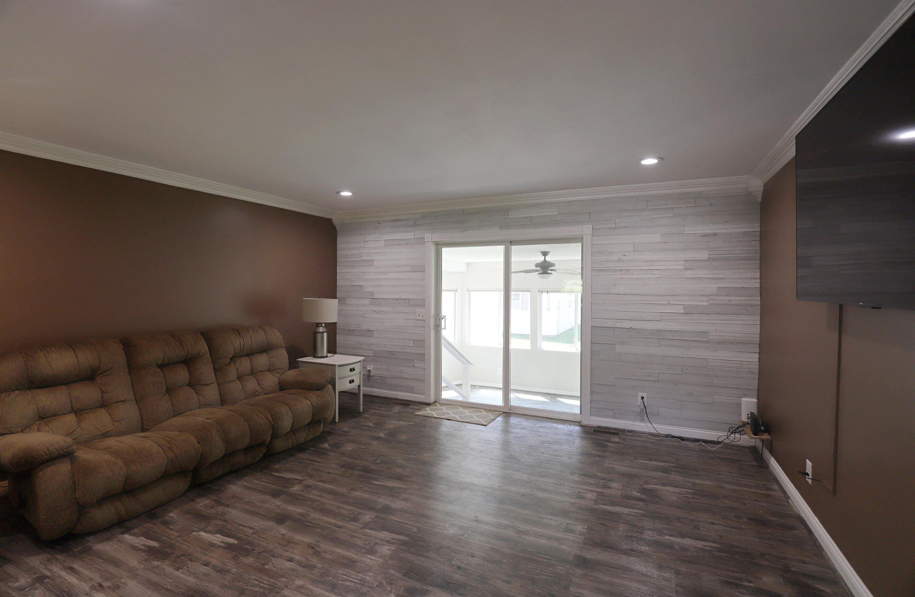6285 Chicago Road Flushing, MI 48433 - Photo 6 of 41