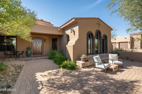$1,800,000 | 36482 North Boulder View Drive, Scottsdale, AZ 85262