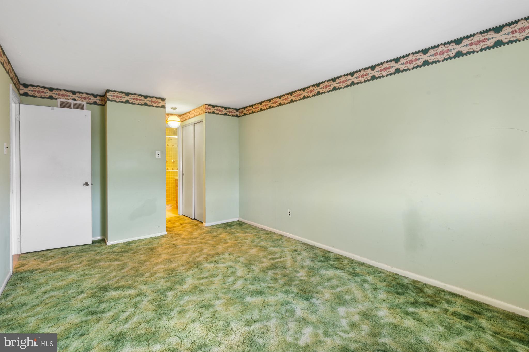 12051 Farwell Road Philadelphia, PA 19154 - Photo 16 of 25 Gallery Image 16