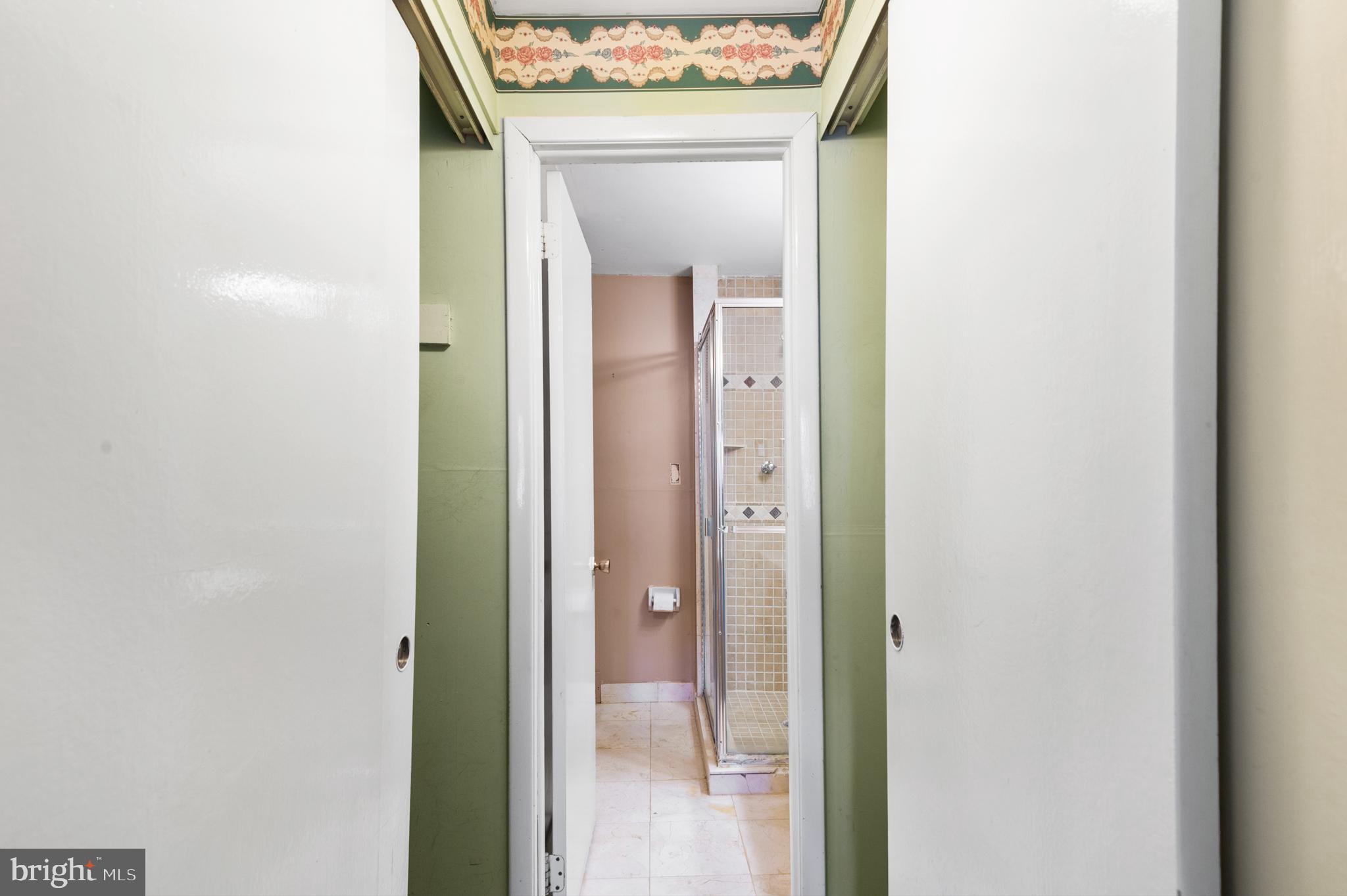 12051 Farwell Road Philadelphia, PA 19154 - Photo 17 of 25 Gallery Image 17