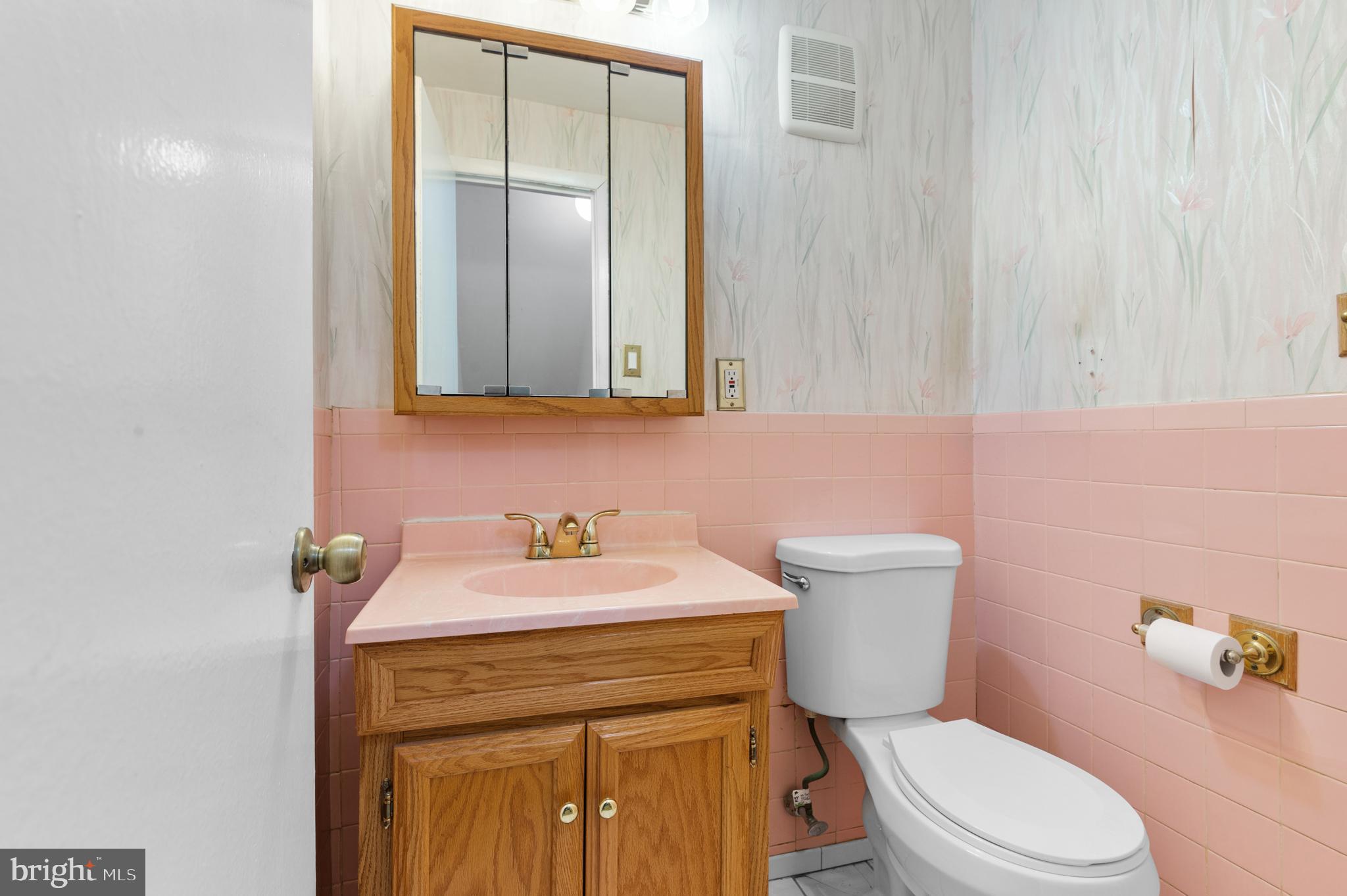12051 Farwell Road Philadelphia, PA 19154 - Photo 22 of 25 Gallery Image 22