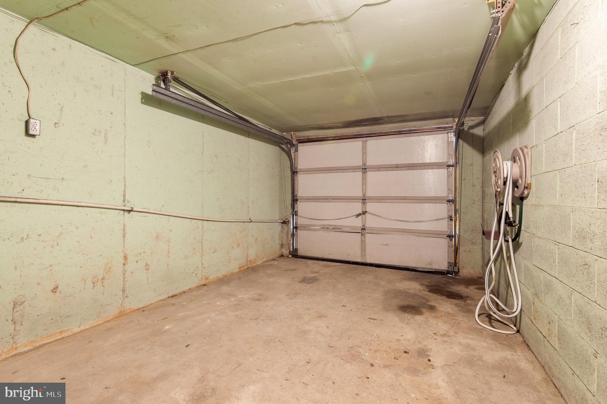 12051 Farwell Road Philadelphia, PA 19154 - Photo 24 of 25 Gallery Image 24