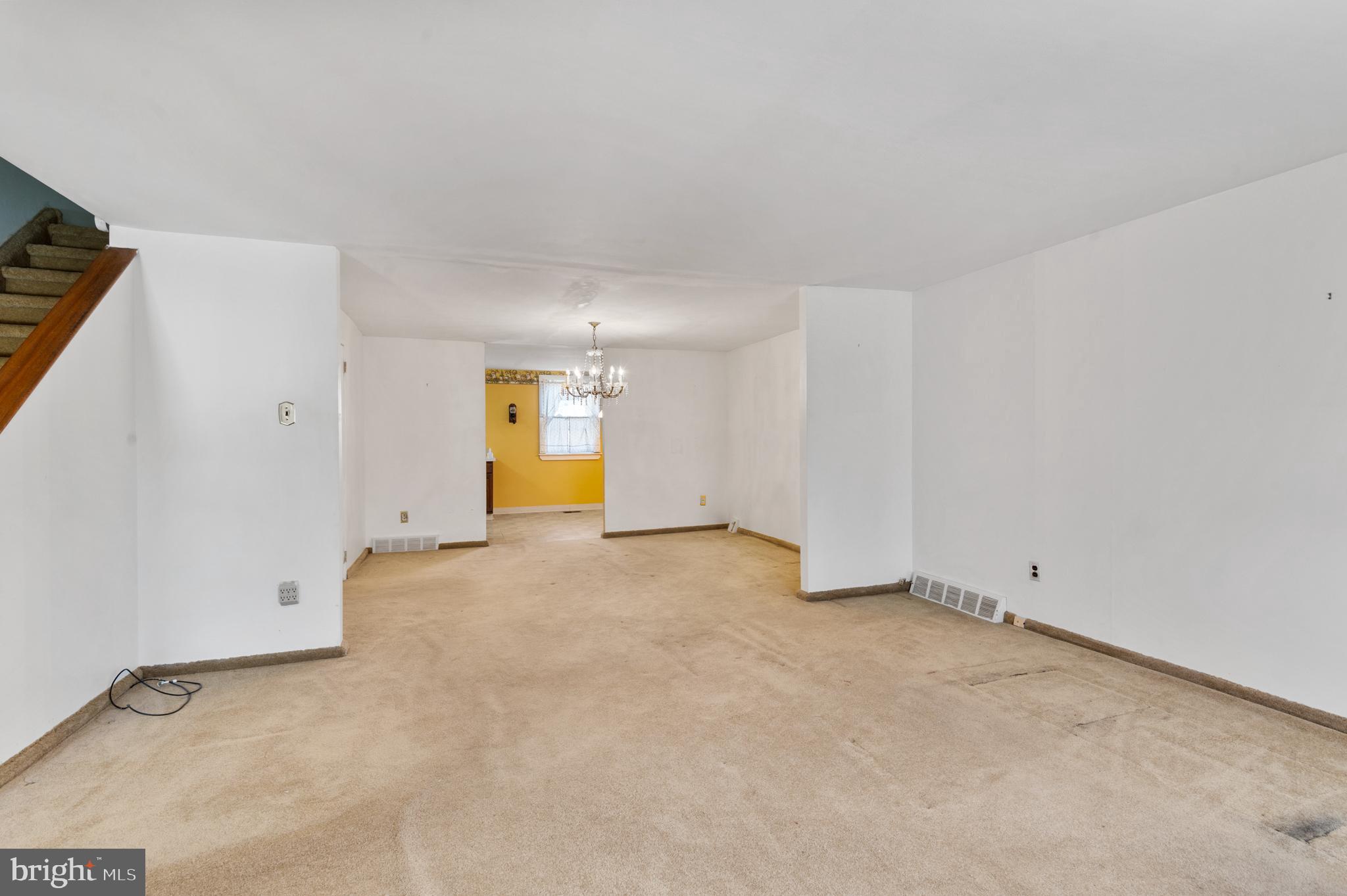 12051 Farwell Road Philadelphia, PA 19154 - Photo 5 of 25 Gallery Image 5