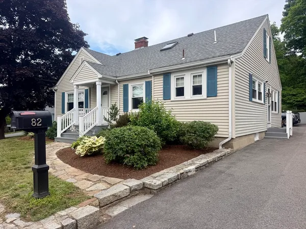 $899,000 | 82 Main Street, Rockport, MA 01966