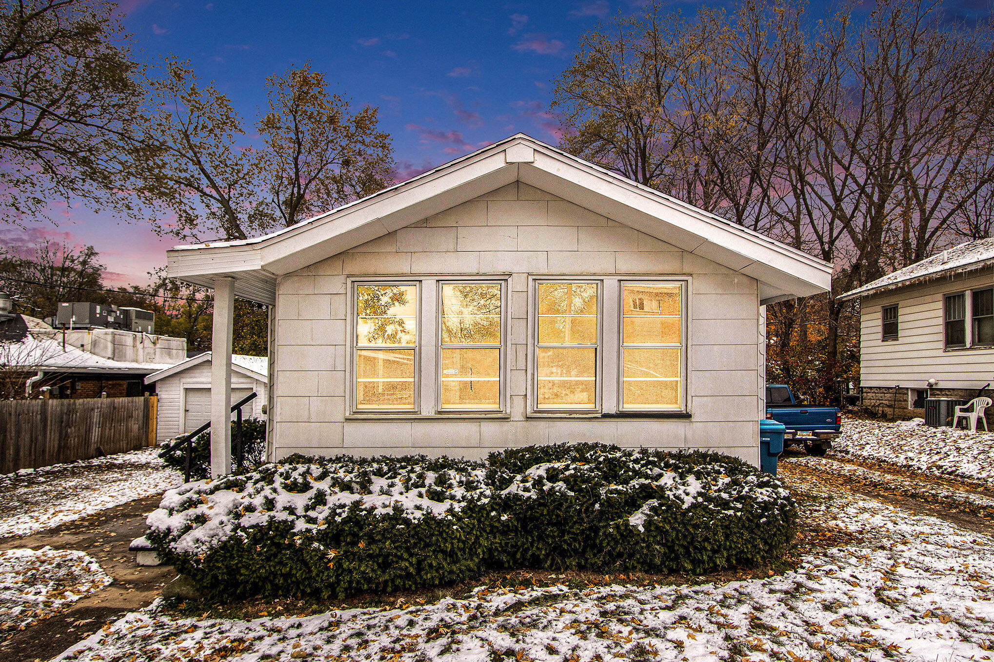 448 Whitcomb Street Kalamazoo, MI 49001 - Photo 3 of 18 001_file_349