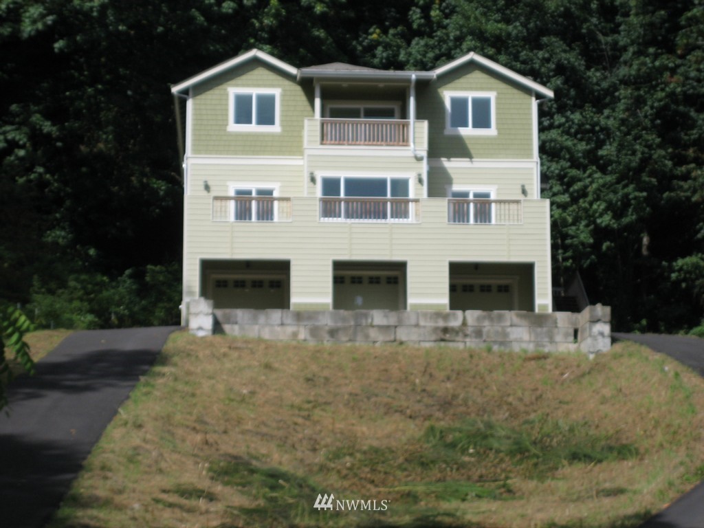 9442 Southeast View Park Road Port Orchard, WA 98367 - Photo 1 of 1 Gallery Image 1