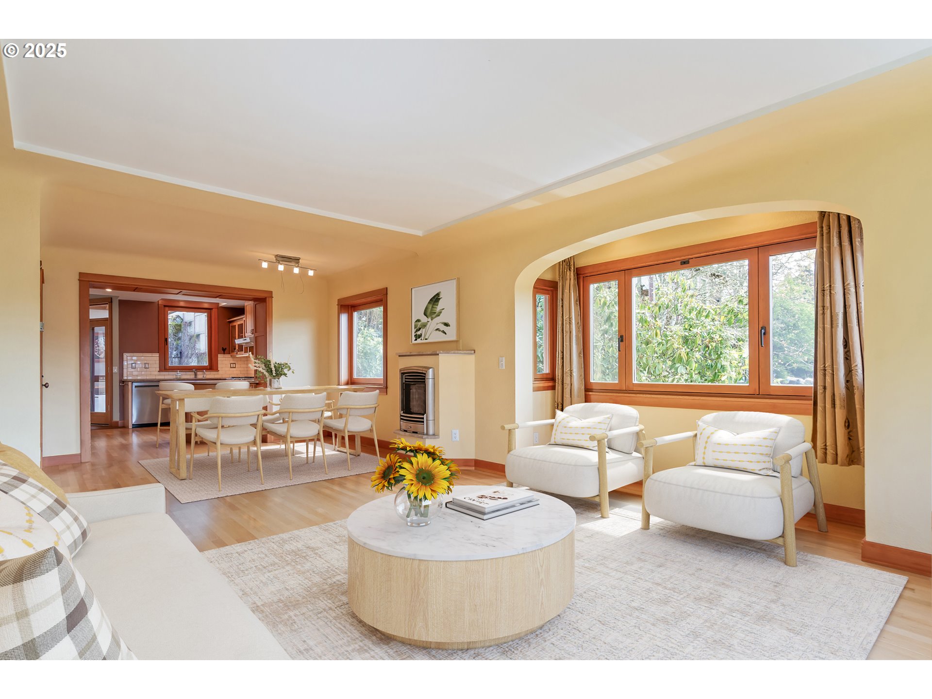 2775 Elinor Street Eugene, OR 97403 - Photo 8 of 48 a living room with furniture and a large window