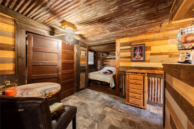 $875,000 | 17885 Northeast 2nd Place, Williston, FL 32696