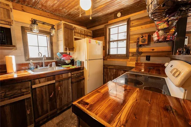 $875,000 | 17885 Northeast 2nd Place, Williston, FL 32696