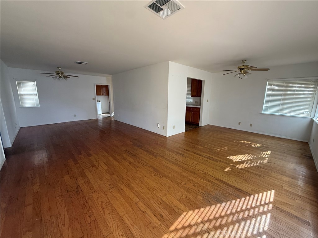 2104 Watson Street Bakersfield, CA 93308 - Photo 2 of 8