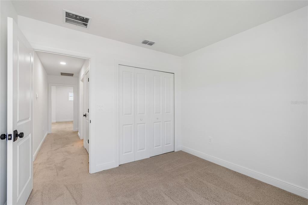 17978 Broadleaf Loop Venice, FL 34293 - Photo 15 of 29