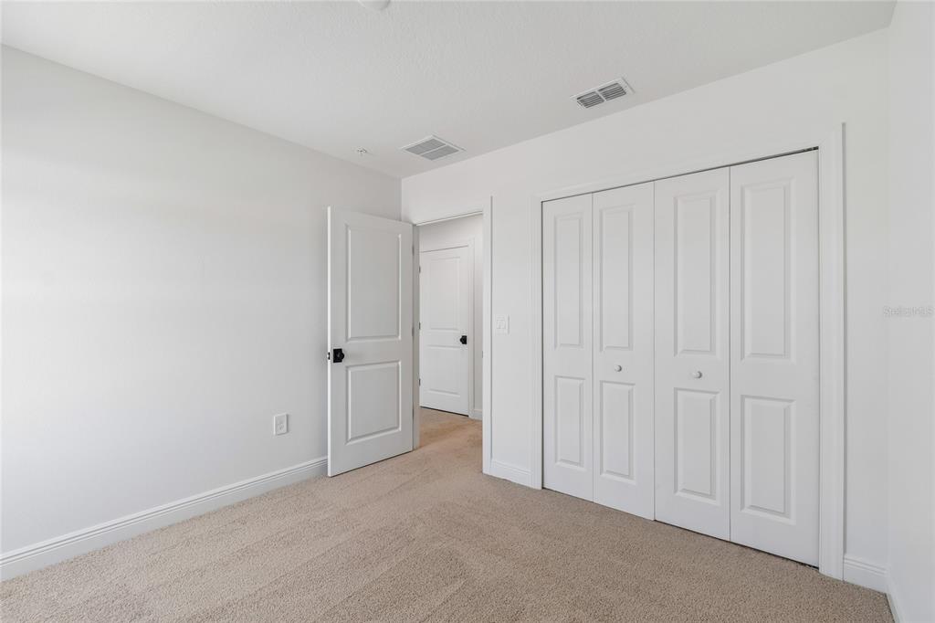17978 Broadleaf Loop Venice, FL 34293 - Photo 16 of 29