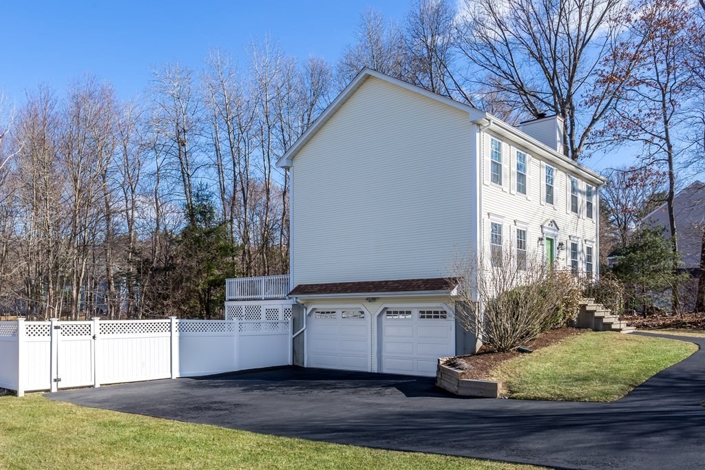 3 Chilmark Road Franklin, MA 02038 - Photo 2 of 38 Gallery Image 2