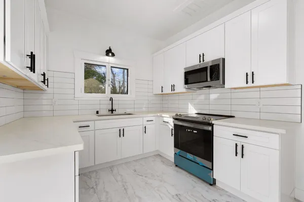 $695,000 | 104 King Road, Roseville, CA 95678