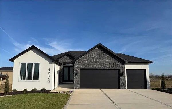 $724,900 | 16751 South Fellows Street, Olathe, KS 66062