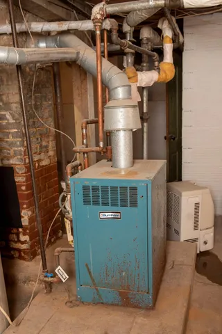 $175,000 | 528 North Broadway Street, Spring Valley, MN 55975