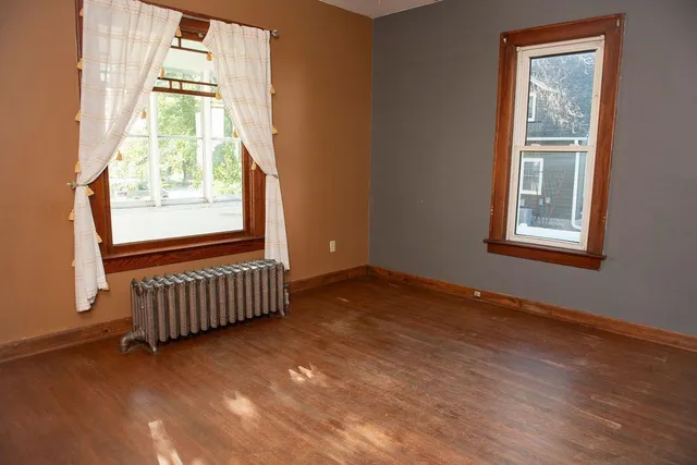 $175,000 | 528 North Broadway Street, Spring Valley, MN 55975