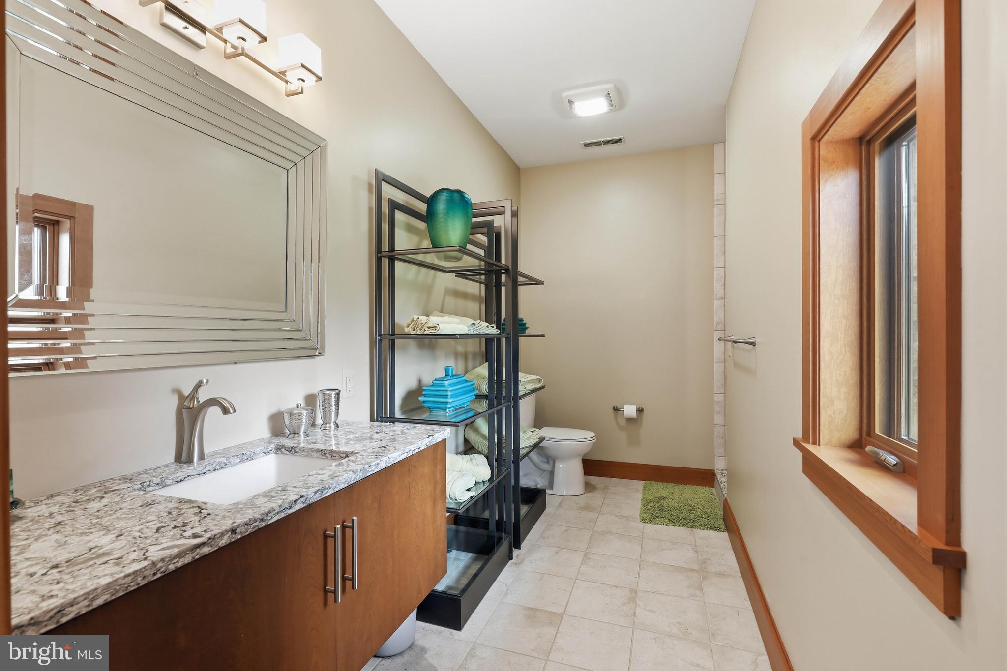 1885 Greenbriar Road York, PA 17404 - Photo 29 of 74 Full bath