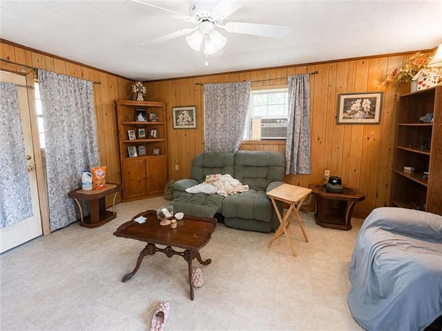 519 Fred Scott Pollock, LA 71467 - Photo 8 of 9