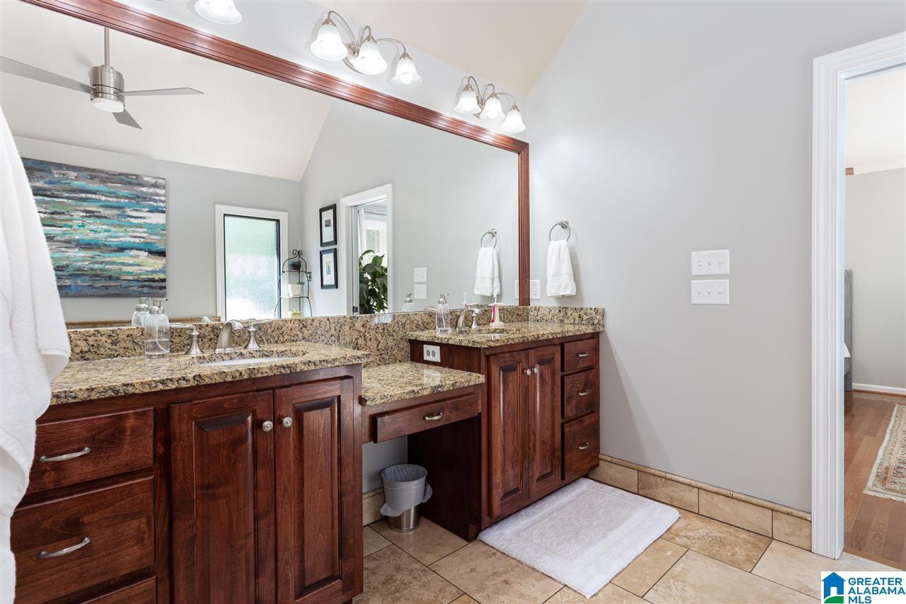 635 Hillyer High Road Anniston, AL 36207 - Photo 15 of 48