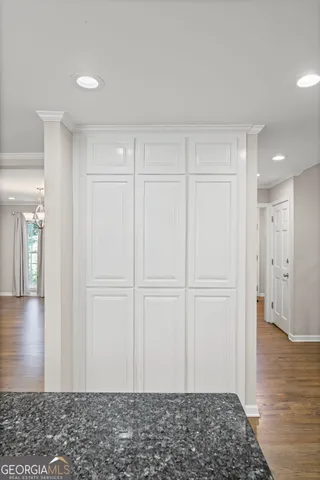 a view of walk in closet