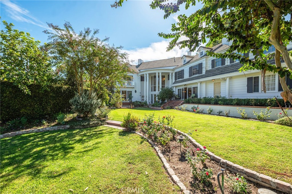 4641 North Virginia Road Long Beach, CA 90807 - Photo 2 of 11 Gallery Image 2