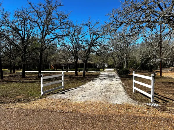$725,000 | 730 Panorama Road, La Grange, TX 78945