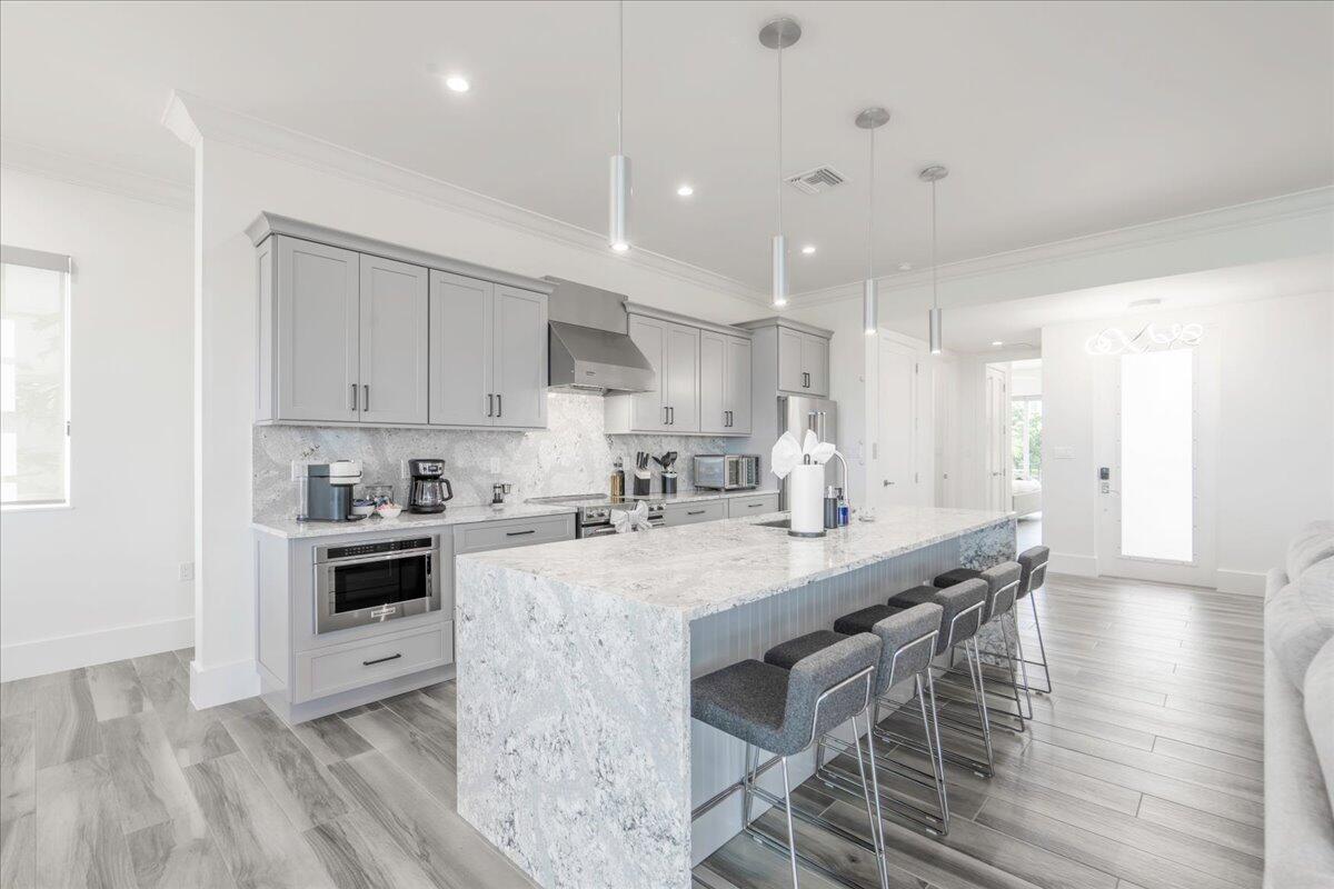 810 39th Street, Unit GULF Marathon, FL 33050 - Photo 11 of 113 009-810EF-9