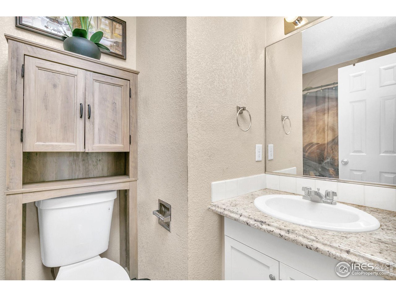 3704 Riverside Parkway Evans, CO 80620 - Photo 15 of 25 Primary bathroom