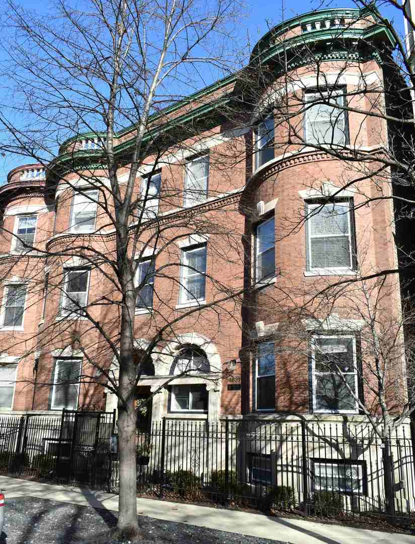 4633 North Racine Avenue, Unit GN Chicago, IL 60640 - Photo 1 of 25 front view of a building