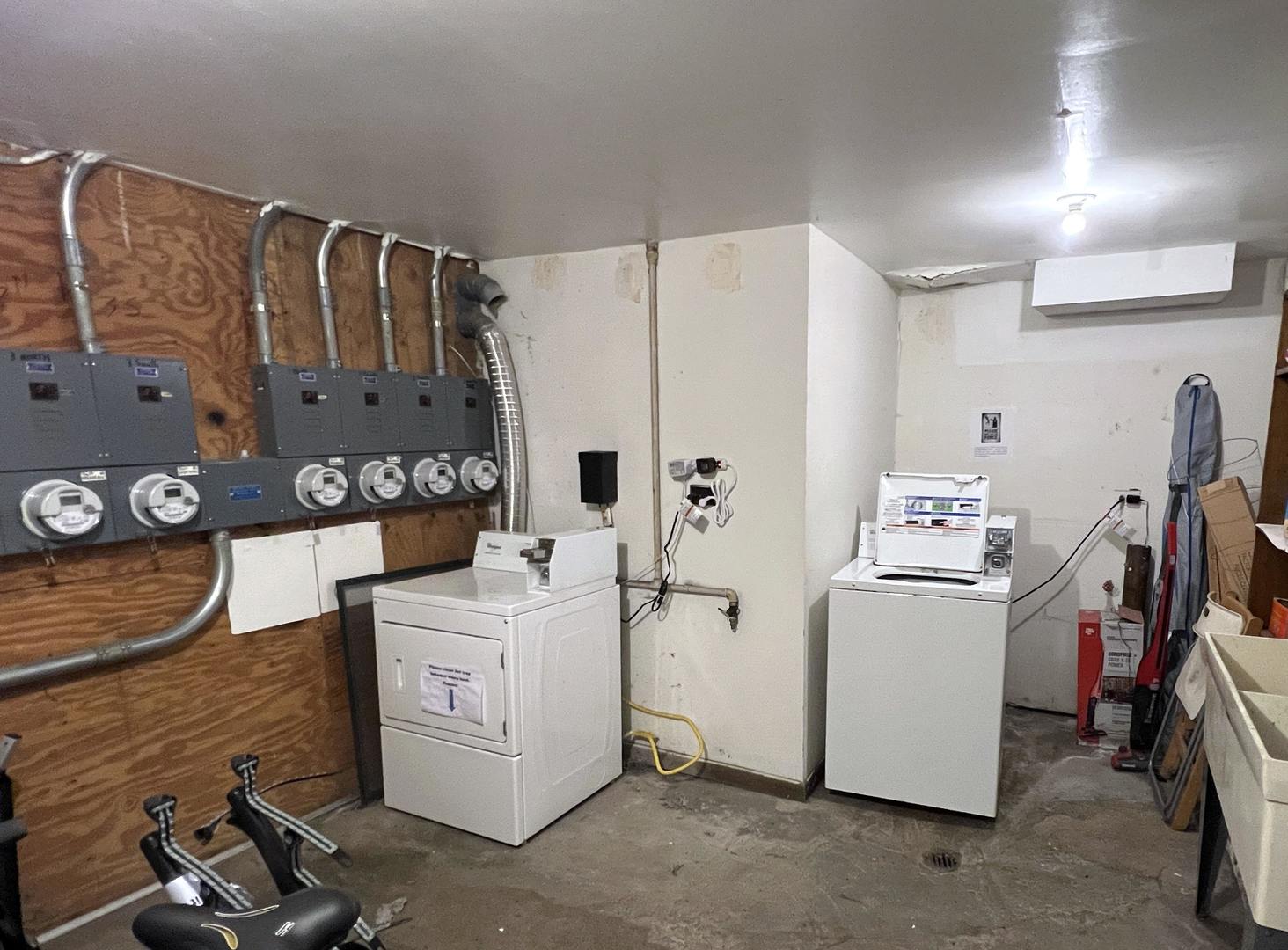 4633 North Racine Avenue, Unit GN Chicago, IL 60640 - Photo 21 of 25 a utility room with dryer and washer