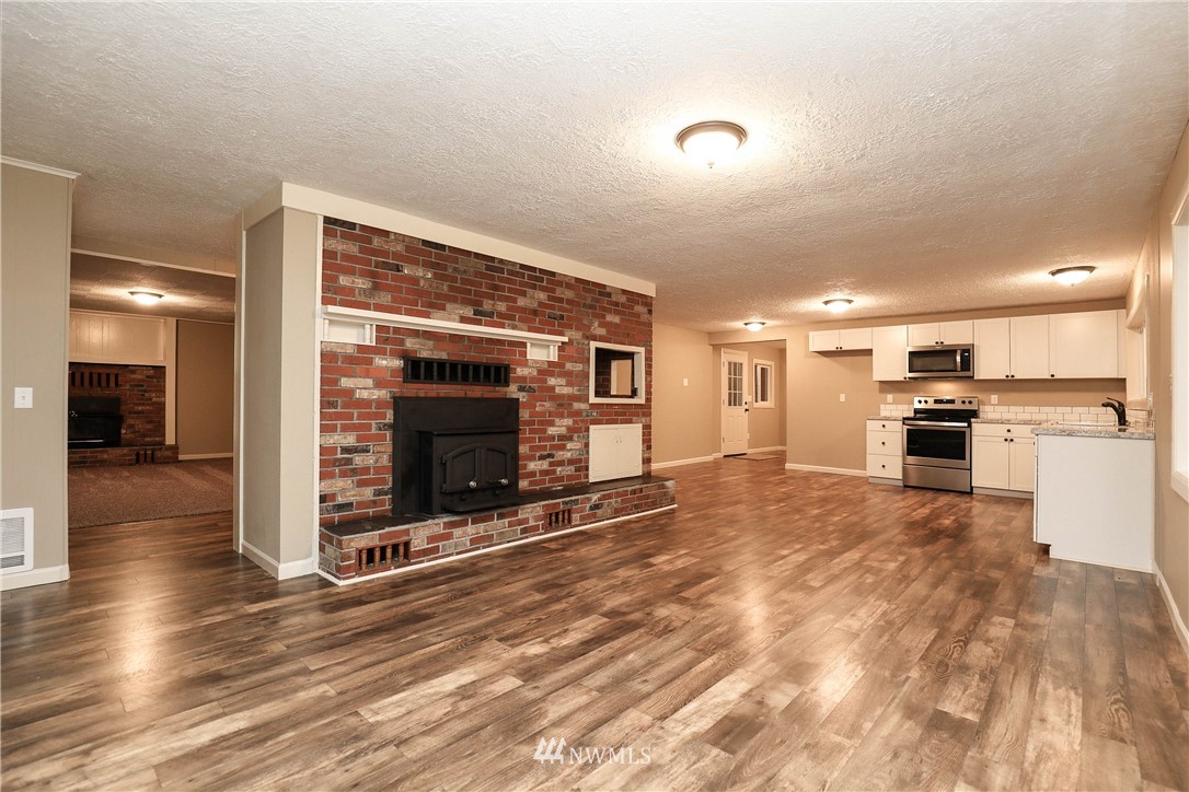 234 White Road Castle Rock, WA 98611 - Photo 7 of 22 Gallery Image 7