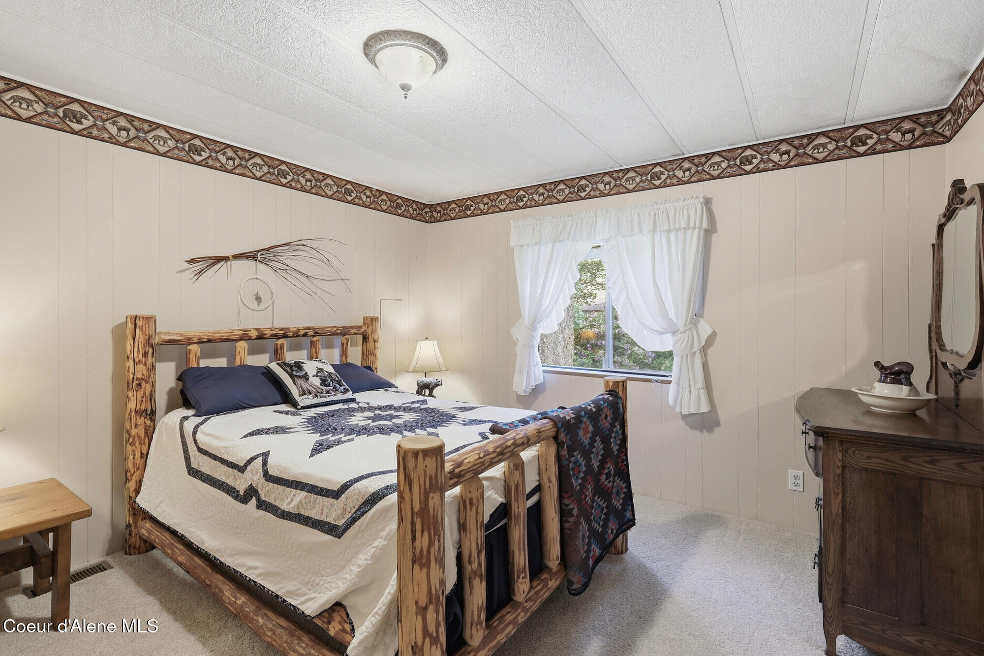 13118 Hellroaring Road Athol, ID 83801 - Photo 20 of 46 Second bedroom with adjoing bathroom