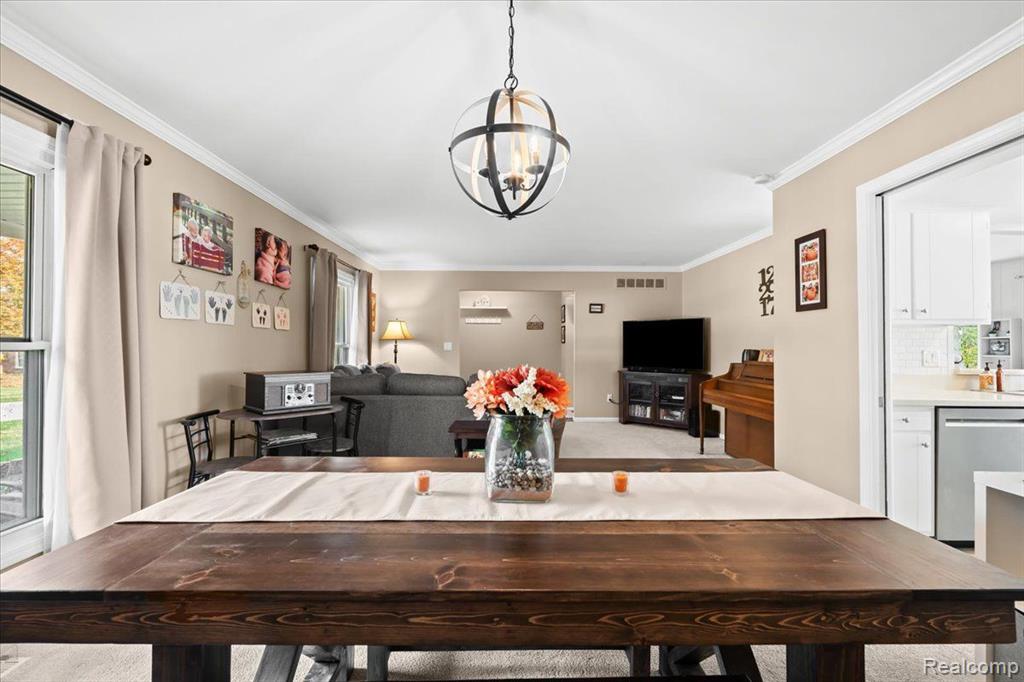 33737 Old Timber Road Farmington Hills, MI 48331 - Photo 23 of 33 Gallery Image 23